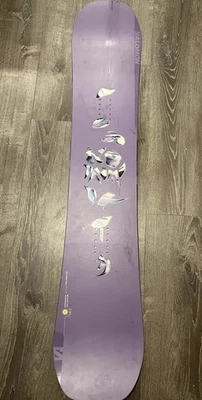 Snowboard para mujer Salomon No Drama 143 Foto 1 de 4