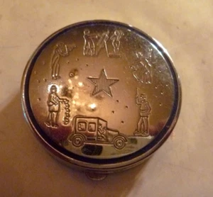 Vintage Evening in Paris Rouge Compact Full Bourjois NY - Picture 1 of 6