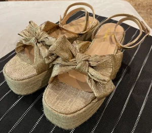 Lulu's Rose Gold Knotted Ankle Strap Sandals Platform Shoes Size 9 - Picture 1 of 11