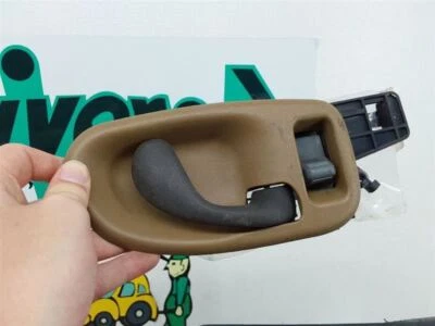 Manija de puerta delantera Chevy Blazer/S10 2000 pasajero  Foto 1 de 4