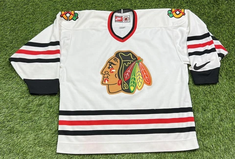 Vintage 90's Nike Chicago Blackhawks NHL Jersey Men's XL White Cover