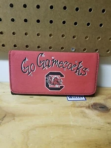Officially Licensed South Carolina Gamecocks Women's Tri-Fold Wallet - Red - Picture 1 of 3