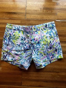 NWOT Lilly Pulitzer Callahan Stretch Short Resort White Shell Beach 8 - Picture 1 of 5