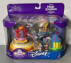 Disney Magic Kingdom Magical Miniatures - Juego Dumbo el Elefante Volador ~NUEVO EN CAJA - Imagen 1 de 6