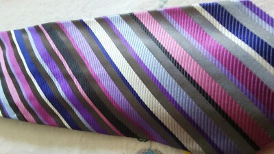 Corbata de seda Duchamp London nueva con etiquetas Foto 1 de 4