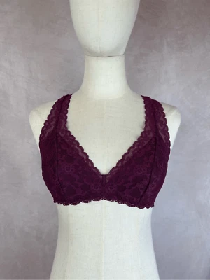 Victoria's Secret кружевной бюстгальтер размер средний - Изображение 1 из 4