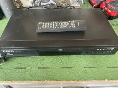 Samsung DVD/Video CD/CD-M101 DVD Player With Remote - Image 1 of 4