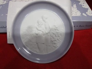Plato de medolías navideñas Lladro en caja # 6184 16184 vacaciones - Imagen 1 de 2