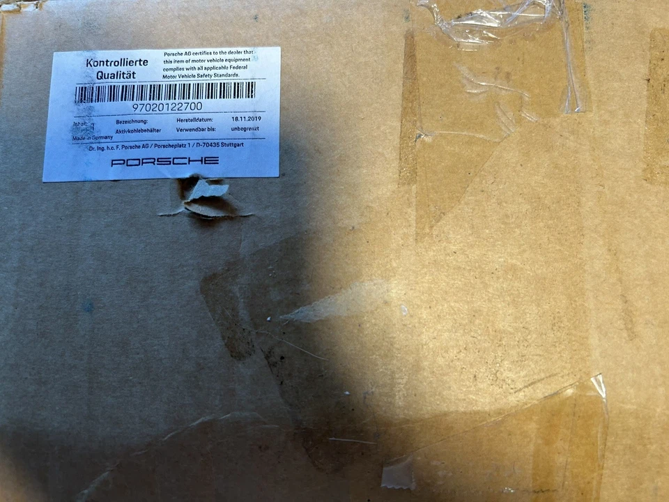Bote de carbón Porsche Panamera 970-201-227-00 Foto 1 de 1