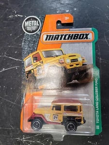 Matchbox 2016,2017 ‘68 Toyota Land Cruiser FJ40 Mustard Yellow W/Brown Roof 1968 - Picture 1 of 4