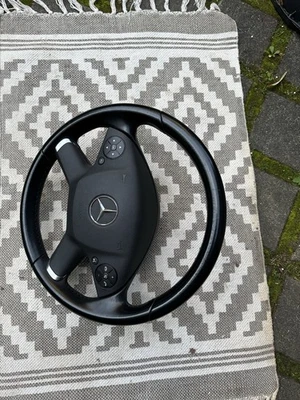 Lenkrad Mercedes W212 mit Airbag – Teilenummer A2124600503 – Originalteil - Bild 1 von 4
