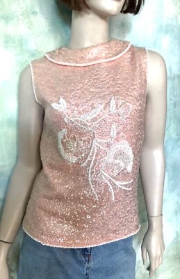 Vintage 50’s Women’s Light Pink Sequined and Beaded Top Shirt  Sz S - Image 1 of 4