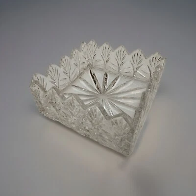 Bandeja de tocador de vidrio - Impresionante claridad con borde festoneado Foto 1 de 4