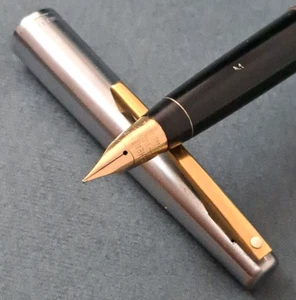Sheaffer STYLIST oro spazzolato cromato GT 14k-585 M pennino convertitore USA vintage - Foto 1 di 19
