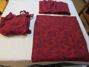 13 Pcs Park Designs 6 Placemats 6 Napkins & Full Apron Deep Red Black Leaves - Picture 1 of 9