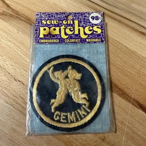 Vintage Gemini Zodiac Embroidered Sew-On Patch Black Gold Round Made in USA - Picture 1 of 4