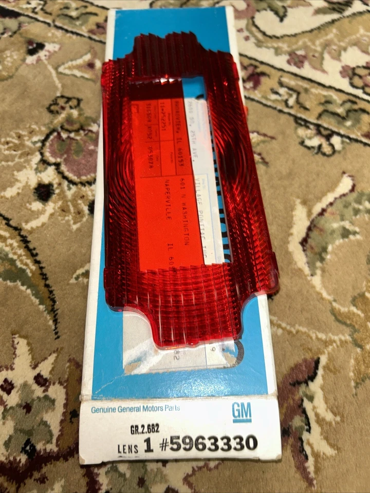 Oldsmobile Cutlass 442 1971-1972 nueva lente interior inferior lámpara trasera cada una Foto 1 de 1