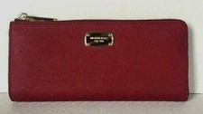 New Michael Kors Jet Set Item Large 3/4 zip wallet Leather Cherry