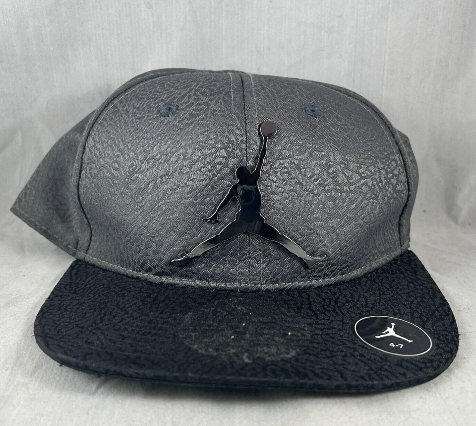 JUMPMAN LOGO MICHAEL JORDAN GREY TEXTURED BLACK BILL YOUTH 4-7 SNAPBACK HAT CAP - Image 1 of 4