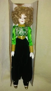 Bambola vintage FE PORCELLANA NUOVA MODA 17" DONNA RAGAZZA ALTA DA COLLEZIONE RARA SCATOLA - Foto 1 di 10