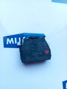 Bloque de contacto módulo lámpara Telemecanique ZBV 6 250V BA9s 2,4W - Imagen 1 de 4