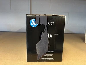 Genuine HP CF333A Magenta Toner M651 Factory Sealed-imperfect boxes see pics - Picture 1 of 3