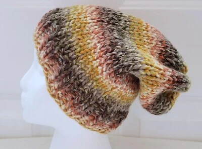 Nuevo sombrero holgado - granate con rayas granates y blancas mezcla de lana hecho a mano tejido a mano Foto 1 de 4