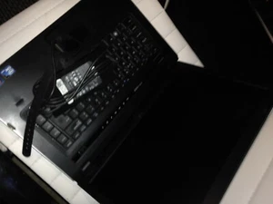 Laptop Dell Vostro 3500 15,6" Intel® Core™ i5 SPAREORREPAIR - NO RAM NO HDD - Picture 1 of 10