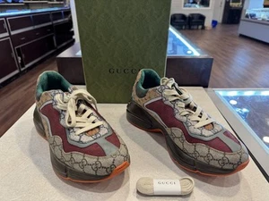 Gucci Rhyton Brick Red Sneaker DONNA 40,5 EU (10,5 US) LS (347676) - Foto 1 di 12