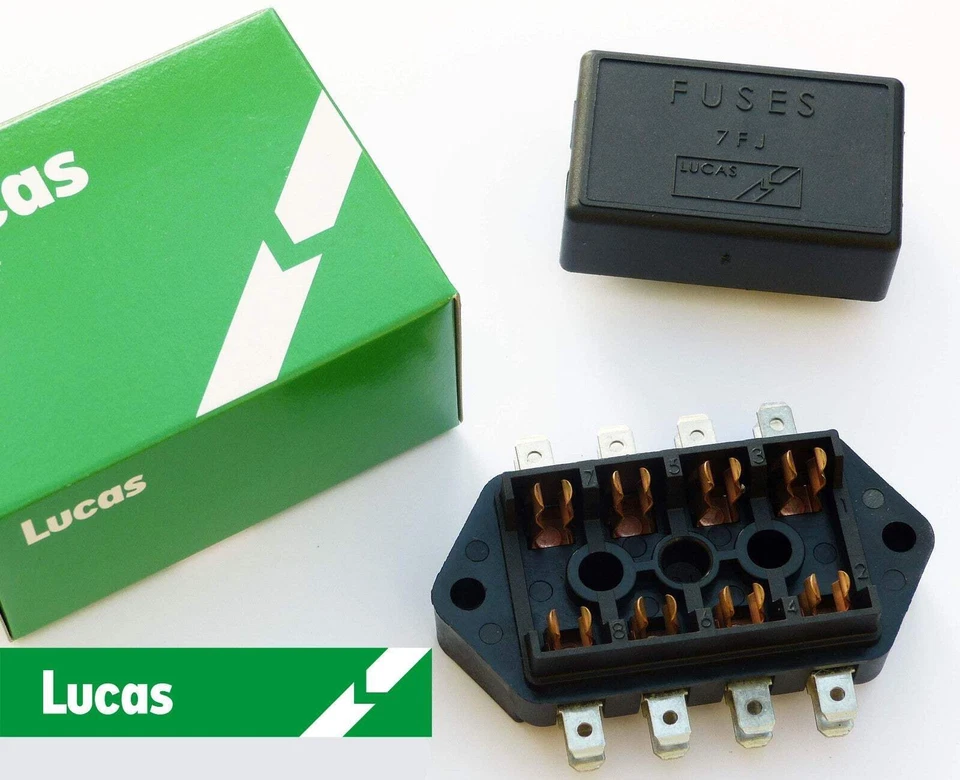 Lucas 7FJ, 4 way Fuse Box & Cover, Lucas 37420, RTC440A, for Triumph Mini MG etc - Image 1 of 1