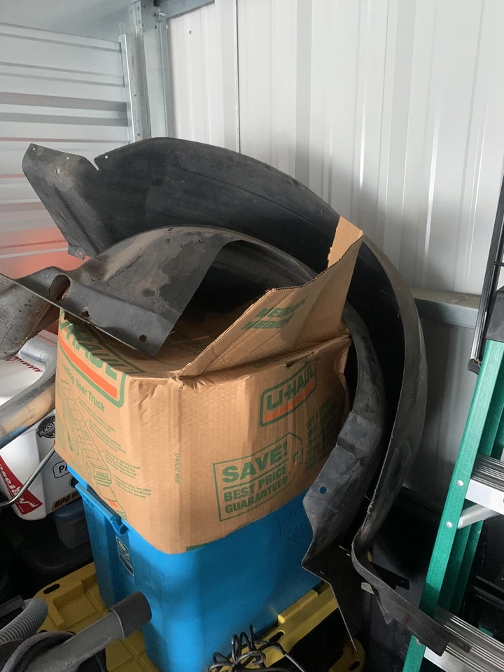 Guardabarros delantero derecho Ford Mustang LX carrocería Fox 91-93 OEM 1991 1992 1993 Foto 1 de 1