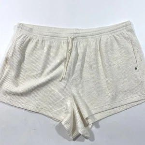 New Fabletics Crinkle Knit High Waist Shorts Ivory 1X 16 18 Lounge - Picture 1 of 6