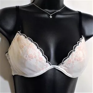 Victoria Secret Bra Plunge Tulle Over Embroidered Pink Flowers 34C New - Picture 1 of 2