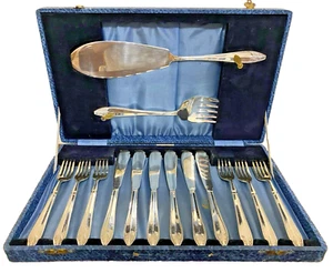 English Art Deco Silver Plated 14 Piece Fish Knife, Fork & Server Set - Boxed - Foto 1 di 4