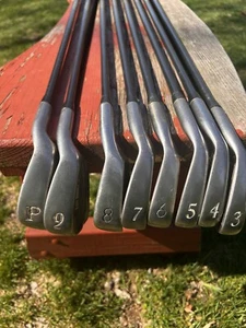 Tour Model II Red Dot Iron Set of 8 Clubs 3-9 and P wedge ￼￼Tour Classic 70 wt - Picture 1 of 14