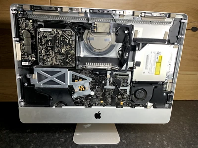 Apple iMac A1311 2011 21.5" i5 Intel - FOR PARTS Does not power up Glass cracked - Image 1 of 4