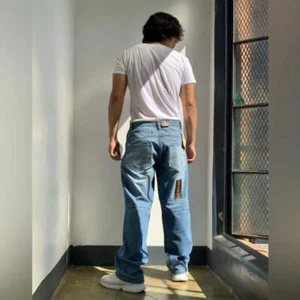 Pantalones de mezclilla para hombre Phat Farm Sandblast pierna ancha nuevos con etiquetas - Imagen 1 de 5