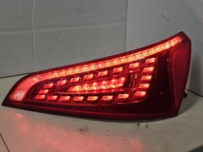 2009-2012 Audi Q5 Passenger RH LED Tail Light OEM 8R0945094B - Image 1 of 4