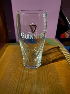 Guinness Half Pint Glas M11, Man Cave, Geschenkidee, Irish Stout, Geschenk, 2011 - Bild 1 von 1