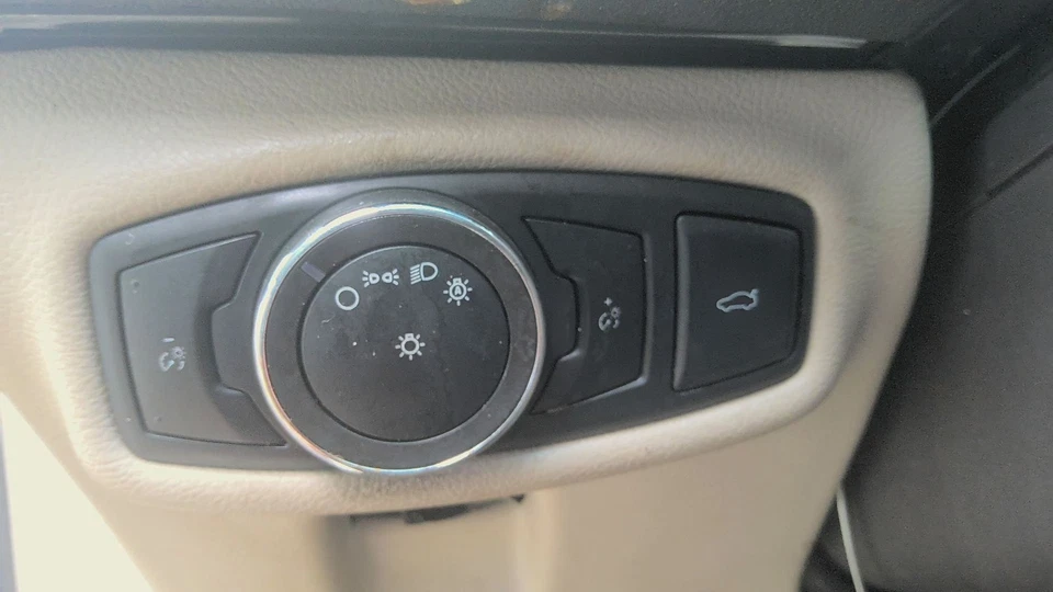 17 Headlight Switch (dash Mtd) LINCOLN MKZ - Image 1 of 1