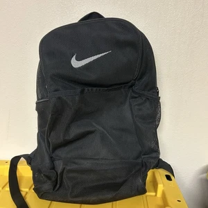 Mochila de malla Nike Brasilia en negro. Nuevo - Imagen 1 de 5