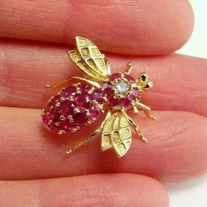 1.60Ct Round Cut Lab Created Ruby Vintage Bee Brooch Pin 14K Yellow Gold Plated - Picture 1 of 6