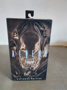 Figura de acción NECA Aliens Ultimate Edition “Brown Warrior” - Imagen 1 de 5