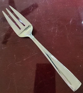 Reed & Barton 18/10 Stainless BENSON Meat Fork Server 9" - Picture 1 of 4