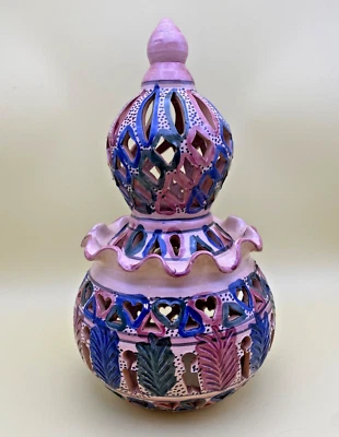 Hermoso candelabro vintage tunecino hecho a mano de cerámica pintado luz de té en muy buena condición Foto 1 de 4