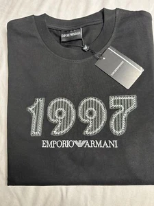T-shirt uomo logo Emporio Armani cotone manica corta collo a vite nera - Foto 1 di 4