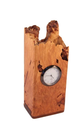 Reloj de madera tallada Michael Elkan Studio y dispensador de rollos de sellos firmados Foto 1 de 4