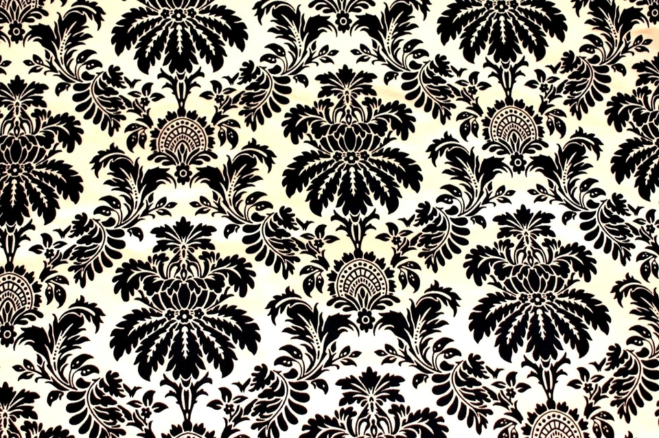 GOLD & BLACK DAMASK TEXTURED PHOTOGRAPHY BACKDROP RAYON/COTTON/POLY 5 X 9 FEET - Image 1 of 3