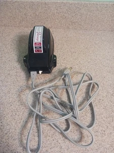 Vintage - Wahl Powersage Model 4300 Handheld Massage Unit - TESTED - SHIPS FREE - Picture 1 of 3