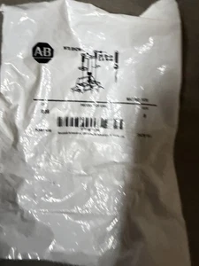 NEW ALLEN BRADLEY W35 OVERLOAD HEATERS BIMETALLIC HEATER NEMA MOTOR PROTECTION - Picture 1 of 3